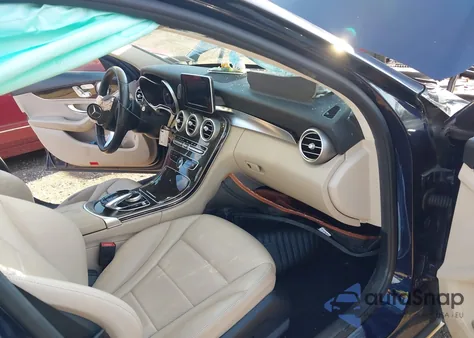 2015 Mercedes-Benz C 300 4Matic/Luxury 4Matic/Sport 4Matic from USA, damaged, VIN 55SWF4KB1FU083770